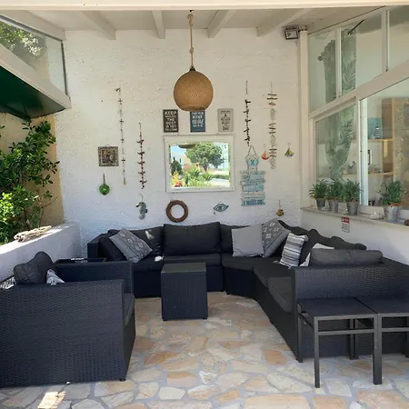 Villa Villa Eleni Corfu Acharavi 10 Bedroom Seaview Villa With Private Pool Acharavi (Corfu)
