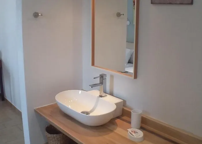 Вилла Eleni Corfu 10 Bedroom Seaview With Private Pool