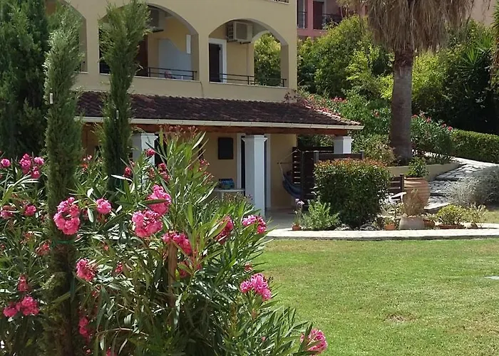 Вилла Eleni Corfu 10 Bedroom Seaview With Private Pool *